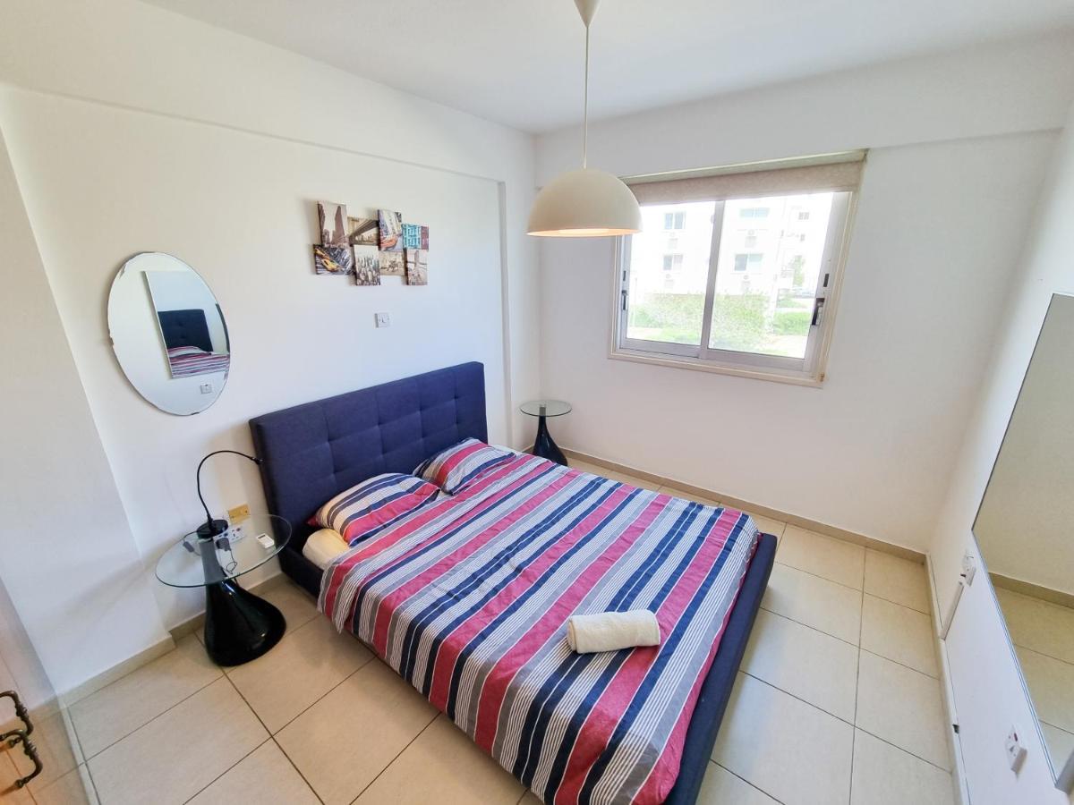 Seaside Heaven Apartment With Pool Λάρνακα Εξωτερικό φωτογραφία